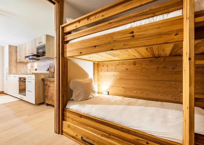 Celosia - By Emerald Apartment Chamonix