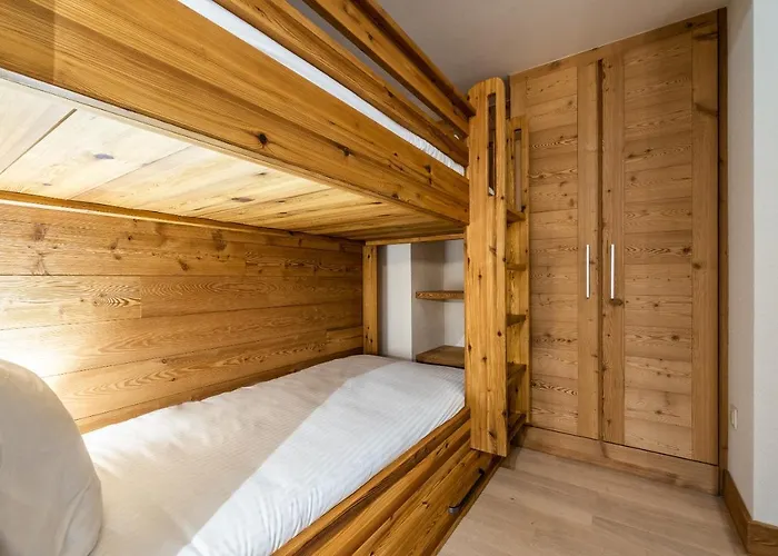 Apartment Celosia - By Emerald Chamonix